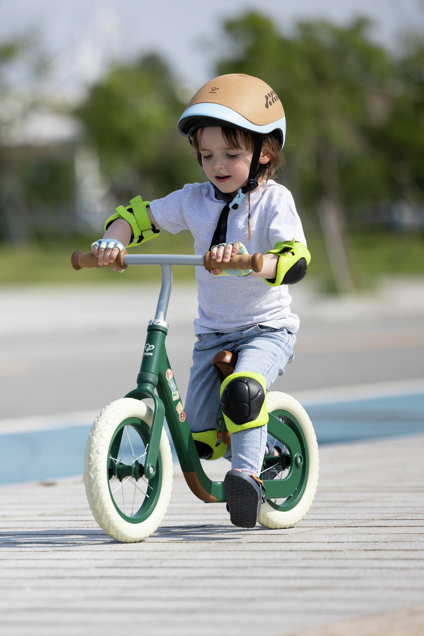 Adventurer Knee and Elbow, yellow Adventurer Knee and Elbow, yellow