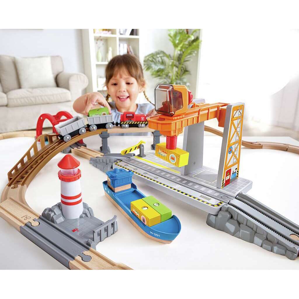 Sea & Rail Cargo Transportation Set Sea & Rail Cargo Transportation Set